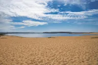 Discover a paradise: stunning beaches, golf courses and historic sites