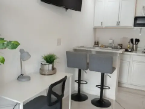 Welcome to our unique place where you can enjoy a quiet and pleasant atmosphere Hotels in Spring Hill