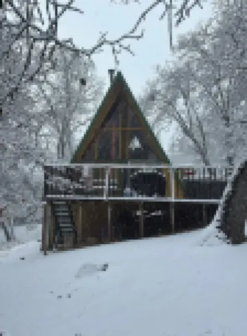 Sequoia A-frame Nirvana: Modern + Views + Hot Tub + Cozy Fireplace+Pet Friendly