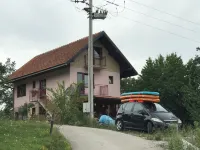 Cozy apartment with terrace, garden and BBQ area, just a 10-min from Zlatar Lake Hotels in Municipality of Nova Varos