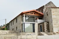 Turismo Aldeia Serrana, Casinhas da Eira Caramulo, Hotels in Tondela