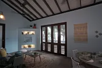 Crash Boat Beach NEWLY REMODELED! 3 Bedroom Casita