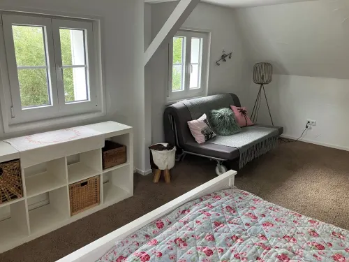 Beautiful country house in the Rhön with a large garden فنادق في Zeitlofs