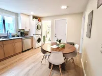 Spacious 4BDR/2BA- Walk to T-Station- Minutes to Boston Hotels in Somerville