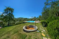Villa with private swimming pool on the Florentine hills 25 Km from Florence - Pools