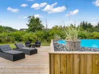 "Asel" - 4km from the Sea - piscina