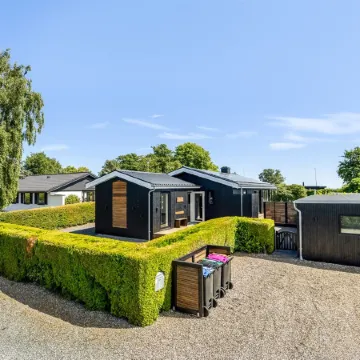 "Tecumseh" - 300m from the sea