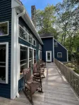 Sunny Waterfront Family Friendly Little Sebago Home - Wifi