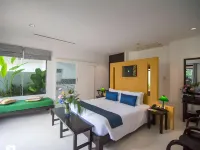 The Old Phuket - Karon Beach Resort