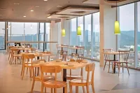 Arté Hotel Bandar Lampung (d/h Whiz Prime Bandar Lampung) - 3-Star