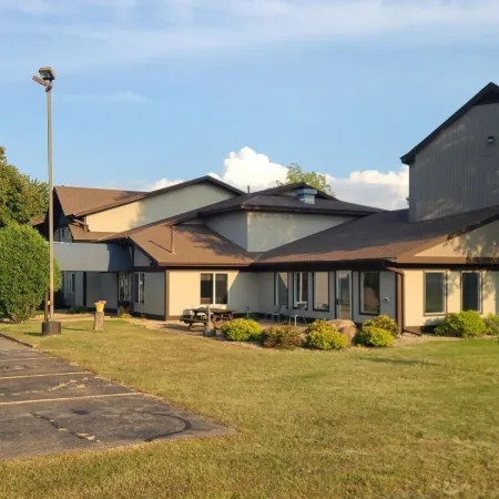 Nisswa Inn and Suites