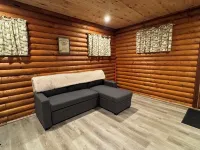 Charming log cabin on gravel back road with peace, quiet, all amenities of home