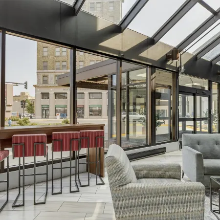 Executive Residency by Best Western Waterloo Cedar Falls