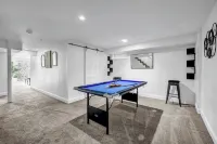 Mid-century Bungalow in the Heart of Buckhead!