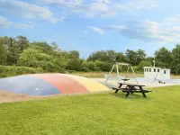 Cozy 2-Person Apartment- Type 8 Hotels in Ho