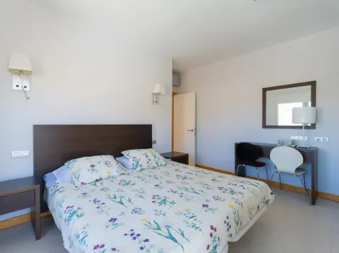 Chalet in Salobre with Private Heated Pool