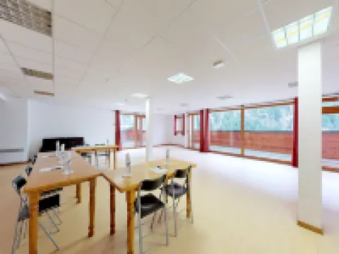 Apartment in Orelle with Pool & Sauna Access