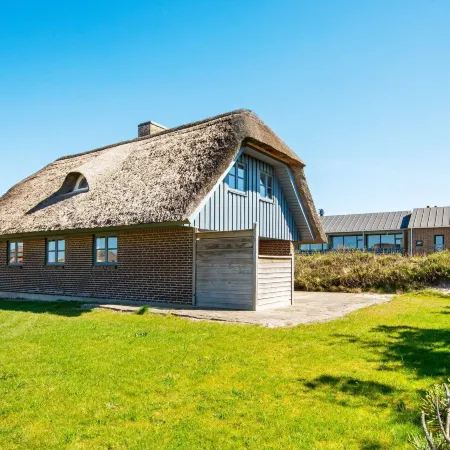 7 person holiday home in Ulfborg-By Traum Hotéis em Tim