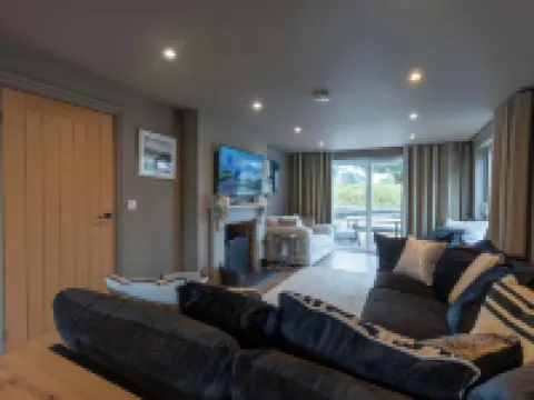 4 Bed Holiday Home by Guestz Hotels in Rhosneigr