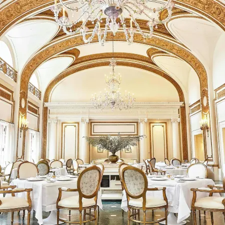 The Adolphus, Autograph Collection