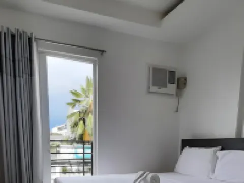 LIVEWIRE PLANET SUITES ジェネラル・サントスのホテル