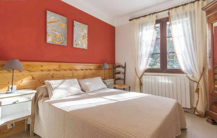 CAUTERETS - Chalet L'Escapade, fine amenities, sleeps 2 to 15