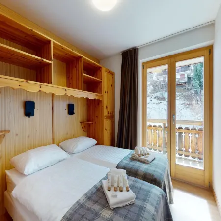 Snug apartment with balcony