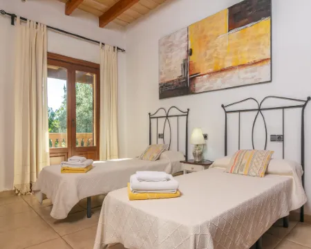 Can Berguins - Villa With Private Pool In Búger Hoteles en Búger