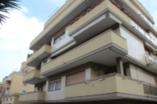 Ostia, apartment 50 mt from the beach, finished and quiet-sea view