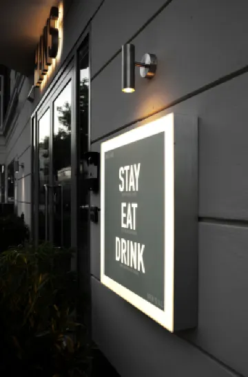 Hotel Hans Hotels near Frederiksberg Have