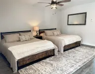 Alaska Lake + Lodge at Longmere