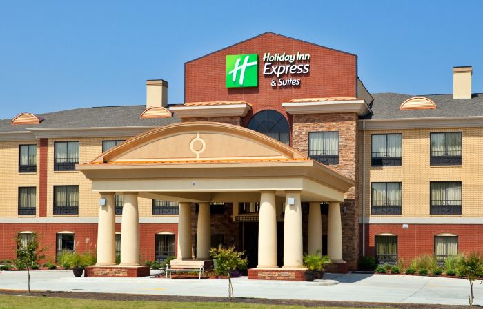 Holiday Inn Express & Suites GREENVILLE by IHG