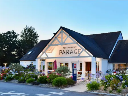 Ibis Brest Kergaradec Aéroport Отели в г. Брест