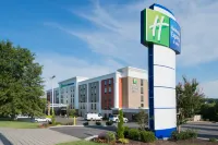 Holiday Inn Express & Suites NASHVILLE SOUTHEAST - ANTIOCH by IHG Hotels in Nashville