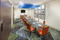 Holiday Inn Express & Suites Indianapolis NW - Zionsville Hotels in Whitestown