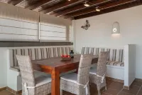 VILLA LOS ALISIOS is a great villa with private pool