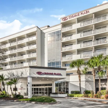 Crowne Plaza ORLANDO - LAKE BUENA VISTA by IHG Отели рядом с достопримечательностью «Grand Cypress Golf Club»