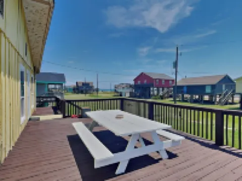 Surfside Casa de Playa by Ryson Vacation Rentals