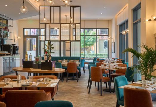 풍성한 조식 뷔페