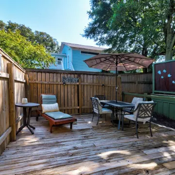 Beachside Boutique Inn – Folly Beach Rooms & Private Cottages