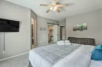 Goodyear Desert Oasis w/ Patio & Game Room! - parkir