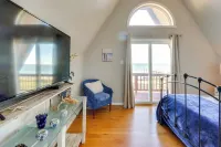 Beachy Maryland A-Frame Steps to Chesapeake Bay! - en bord de mer
