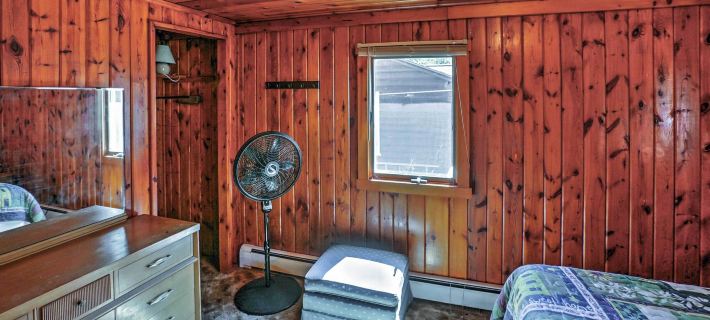 2 Mi to Boat Ramp! Family Cabin on Long Lake Hotels in Iosco County