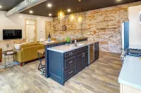 Downtown Millersburg Retreat w/ Sleek Interior! - Apartments