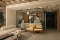 Bomo Suites
