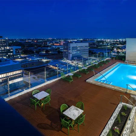 Blossom Hotel Houston, Curio Collection by Hilton