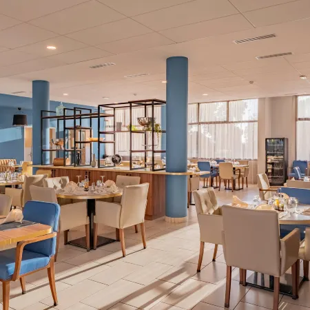 Quality Suites Rochefort