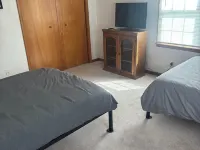 A Wonderful 3 Bedroom House Close to the Shawnee National Forest ! Hotels in Harrisburg