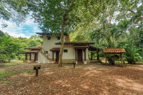 Hacienda la Pacífica Eco-Lodge - Разрешено размещения с домашними животными
