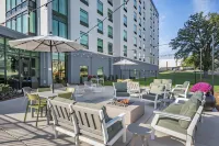 Spark by Hilton Madison Central